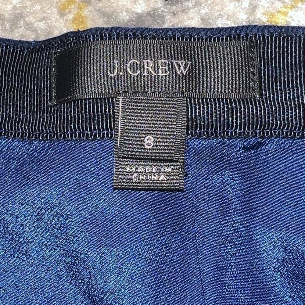 J. Crew Navy & White Swing Skirt Pinstripe Flounce Rounded Flare Hem Size 8 - Picture 3 of 4